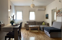 /c_images/thumb_3703309_1_d-centar-apartman-cozy-crib-apartman-besplatan-parking9.jpeg
