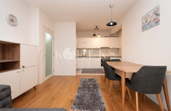 /c_images/thumb_3719405_2_-city-kvart-big-fashion-one-bedroom-apartment-for-rent-3.jpg