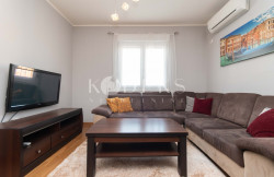 /c_images/thumb_3723746_2_artment-for-rent-studio-two-three-lux-real-estate-home-2.jpg