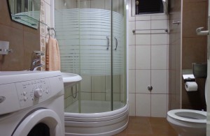 thumb_2412262_4.jpg
