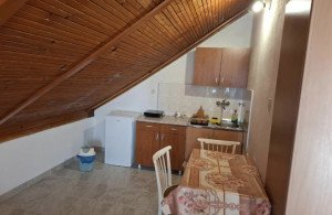 thumb_2613865_screenshot_20250820_175906_bookingcom.jpg