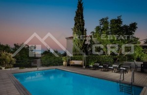 thumb_2791113_with_a_swimming_pool_near_the_sea_and_beaches_for_sale_9.jpg