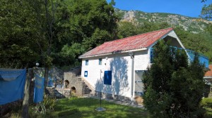 thumb_2792721_2-budva-house-with-sea-view-for-sale.jpg