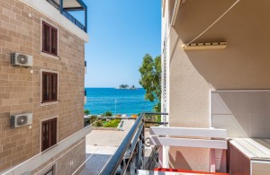 thumb_2805190_19---one-bedroom-seafront-apartment-in-petrovac.jpg