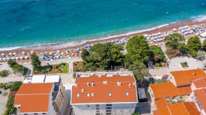 thumb_2805190_3---one-bedroom-seafront-apartment-in-petrovac.jpg