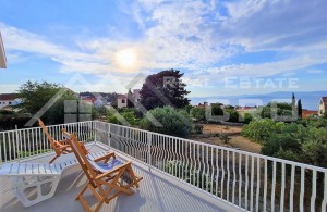 thumb_2817317_hed_house_on_a_spacious_plot_with_a_sea_view_for_sale_13.jpg