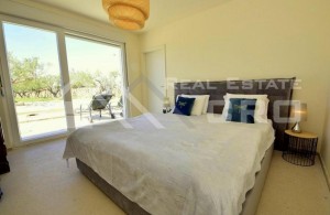 thumb_2828488__villa_on_a_spacious_plot_boasting_a_sea_view_for_sale_2.jpg