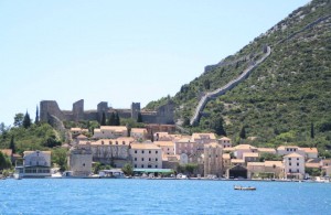 thumb_2862020_tone-house-with-apartments-in-ston-on-peljesac-peninsula.jpg