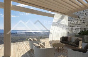 thumb_2898054_quiet_area_overlooking_the_sea_surroundings_of_split_for.jpg