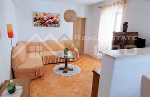 thumb_2929771__four_apartments_in_the_core_of_kastel_luksic_for_sale_3.jpg