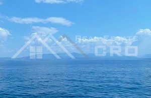 thumb_2958647_n_a_peaceful_environment_first_row_to_the_sea_for_sale_1.jpg