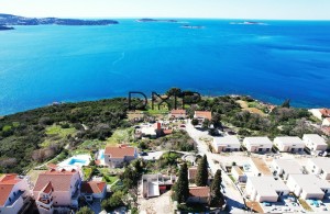 thumb_2984045_0-dji_0892-hd.jpg
