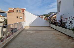 thumb_3003291_3_bedroom_apartment_for_sale_in_tivat1.jpg