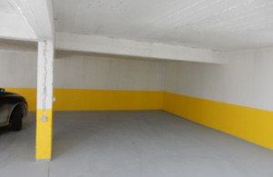 thumb_3064171_garage7and8.jpg