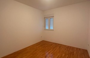 thumb_3066976_4.jpg