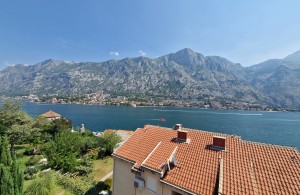thumb_3088798_cheap_apartments_with_a_rea_view_in_kotor_for-sale2.jpg