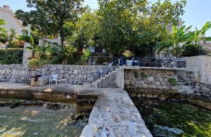 thumb_3093951_waterfront_houser_for_sale_in_montenegro_kotor.jpg