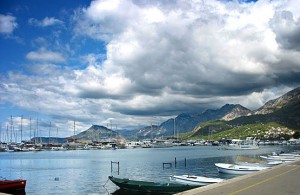 thumb_3105709_bar-2.jpg