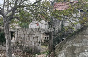 thumb_3131521_1698404709_kuca-kastela-radosic-dvije-kamene-kuce-85.jpg