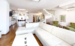 thumb_3142991_rent_modern_-two-level-apartment_mejtas-12.gif