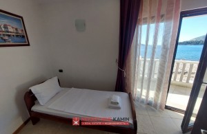 thumb_3145865_rafailovici-stan-na-moru-kamin-nekretnine-budva_11.jpg