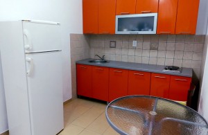 thumb_3160289_kitchen.jpg