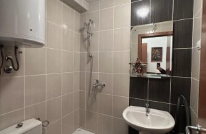 thumb_3161382_9.jpg