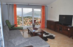 thumb_3173138_happymontenegro-kvartira-na-more25.jpg