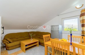 thumb_3190436_croatia-ciovo-apartment-house-sea-view-pool-sale-118-.jpg