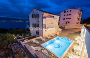 thumb_3190453_croatia-ciovo-apartment-villa-sea-view-pool-sale-101-.jpg