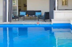 thumb_3192374_croatia-brac-villa-sea-view-pool-sale-103-.jpg