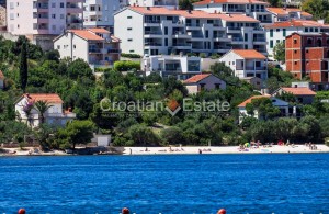 thumb_3192466_croatia-ciovo-house-sea-view-near-sea-sale-101-.jpg