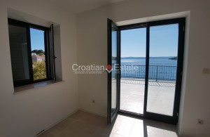 thumb_3194956_croatia-brac-property-seafront-sea-view-sale-106-.jpg