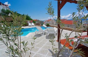 thumb_3197105_croatia-brac-house-apartments-sea-view-pool-sale-104-.jpg
