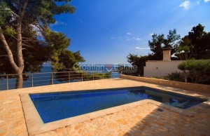 thumb_3197111_croatia-brac-villa-seafront-sea-view-pool-sale-116-.jpg