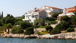 thumb_3197126_croatia-trogir-villa-seafront-sea-view-pool-sale-101-.jpg