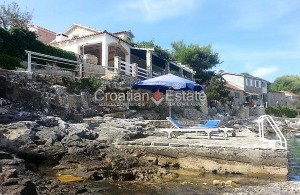 thumb_3198550_croatia-vis-house-seafront-sea-view-sale-102-.jpg