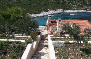 thumb_3198550_croatia-vis-house-seafront-sea-view-sale-105-.jpg