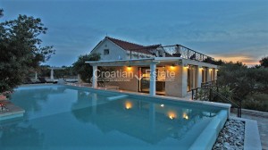 thumb_3198572_croatia-brac-villa-sea-view-pool-sale-111-.jpg
