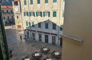 thumb_3206322_apartment_for_sale_in_old_town_of_kotor13.jpg