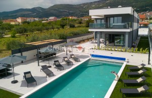 thumb_3228645_croatia-split-villa-sea-view-pool-sale-102-.jpg