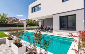 thumb_3232168_croatia-split-two-villas-pools-sale-101-.jpg