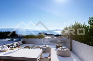 thumb_3232768_nt_boasting_an_opulent_floor_plan_including_roof_terrace.jpg
