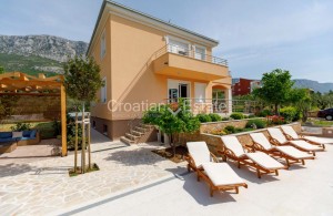 thumb_3235268_croatia-split-house-sea-view-pool-yard-sale-102-.jpg