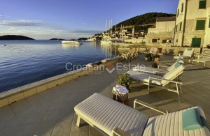 thumb_3243087_croatia-vis-villa-seafront-sea-view-sale-101-.jpg