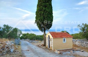 thumb_3246577_l_environment_with_a_gorgeous_view_of_the_sea_for_sale_5.jpg