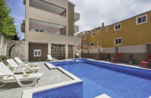 thumb_3252915_croatia-podstrana-apartment-house-pool-sale-102-.jpg