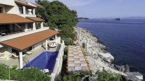 thumb_3273916_croatia-korcula-villa-seafront-sea-view-pool-sale-101-.jpg