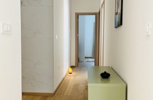 thumb_3277585_hallway-1536x2048.jpg