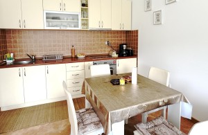 thumb_3284227_real.estate.hercegnovi.bythesea.apartment.seaview.igalo8.jpg